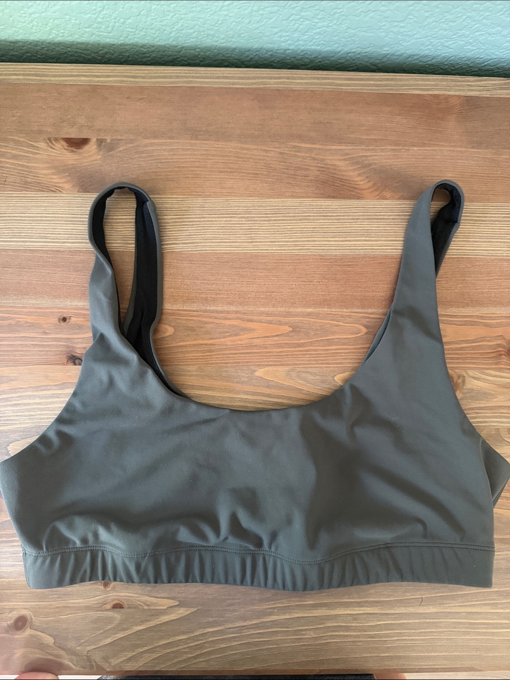 Vuori Olive Scoop Sports Bra